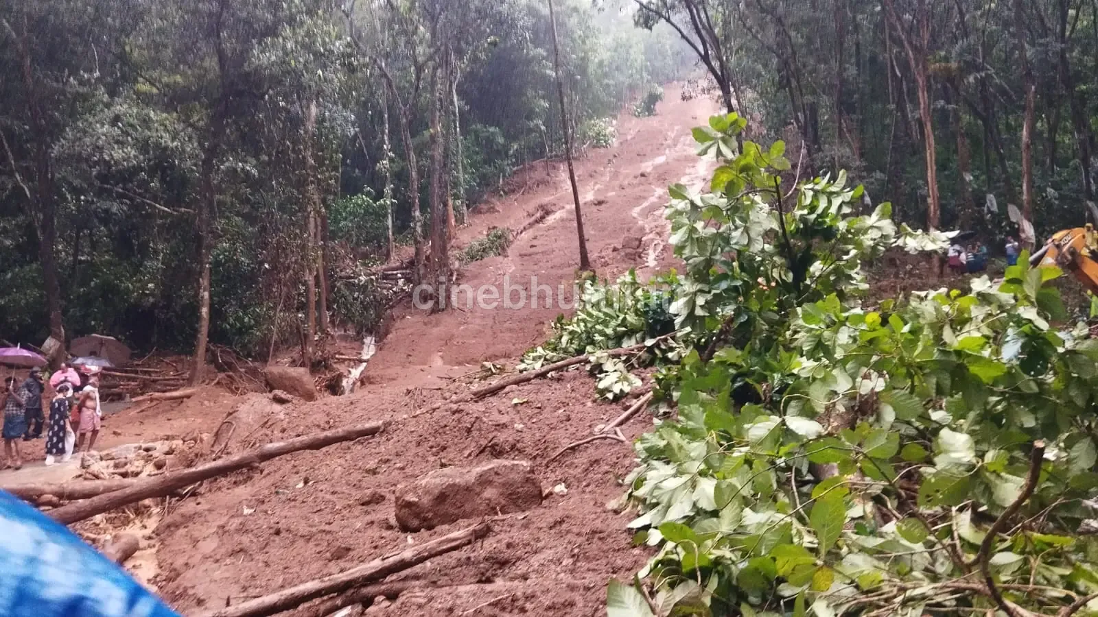 ഇടുക്കിയിലും കോട്ടയത്തും ഉരുൾപൊട്ടൽ
