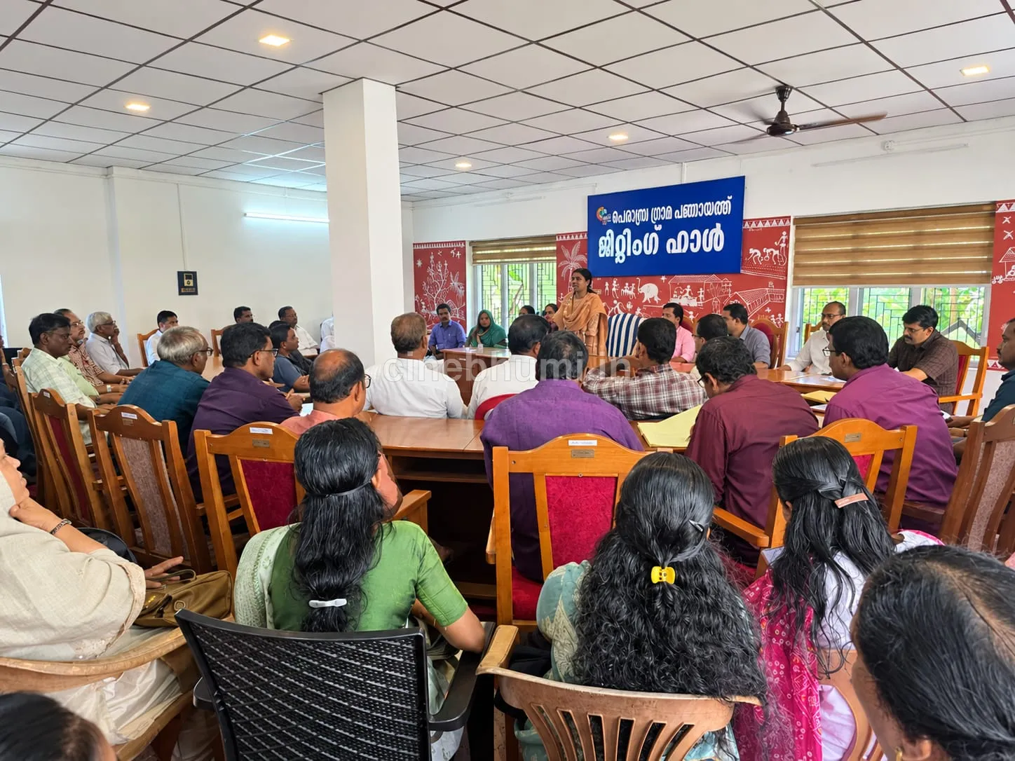 ലോക വയോജന ദിനം: പേരാമ്പ്രയിൽ ‘തണലേകിയവർക്ക് തണലാവാം’ സ്വാഗതസംഘം രൂപീകരിച്ചു